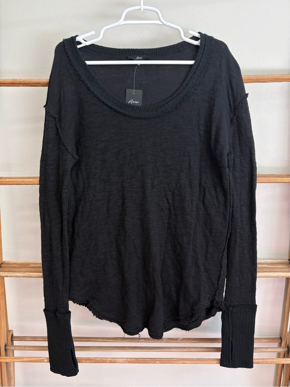 Axis NWT black raw edge long sleeve | size medium